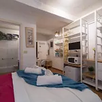 Vaniglia Studio In Porcellana